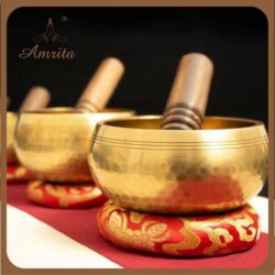 Nepal singing bells -singing bolws - fullmoon -fullmoon singing bells -Tibetan singing bells Amrita - singing bowls - bronze bells
